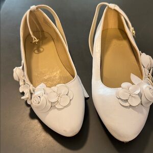 Janie & Jack White Flats Size 1k